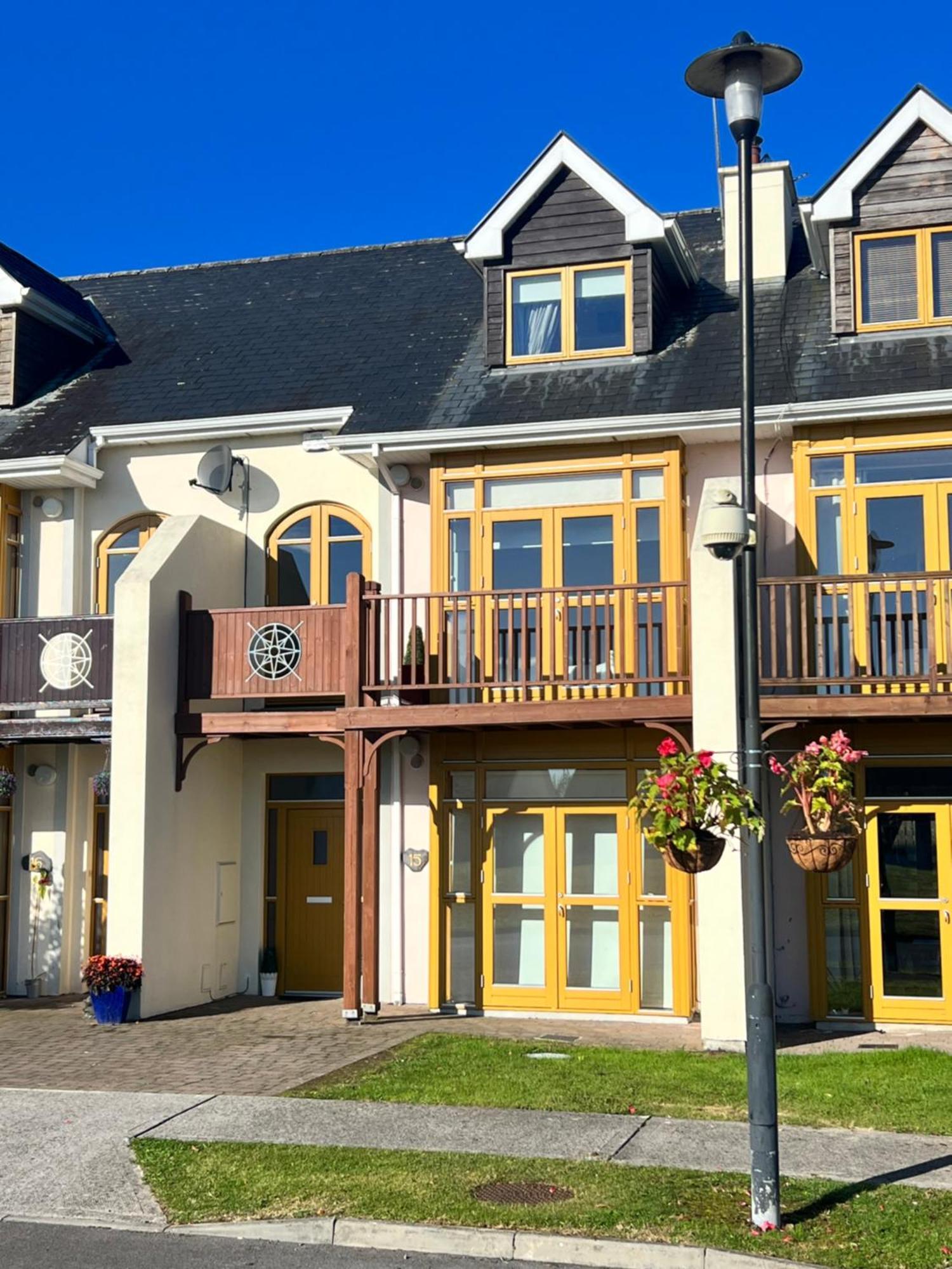 Shannonside - Stylish 5 Bed Marina Home & 40Ft Mooring Termonbarry Eksteriør billede