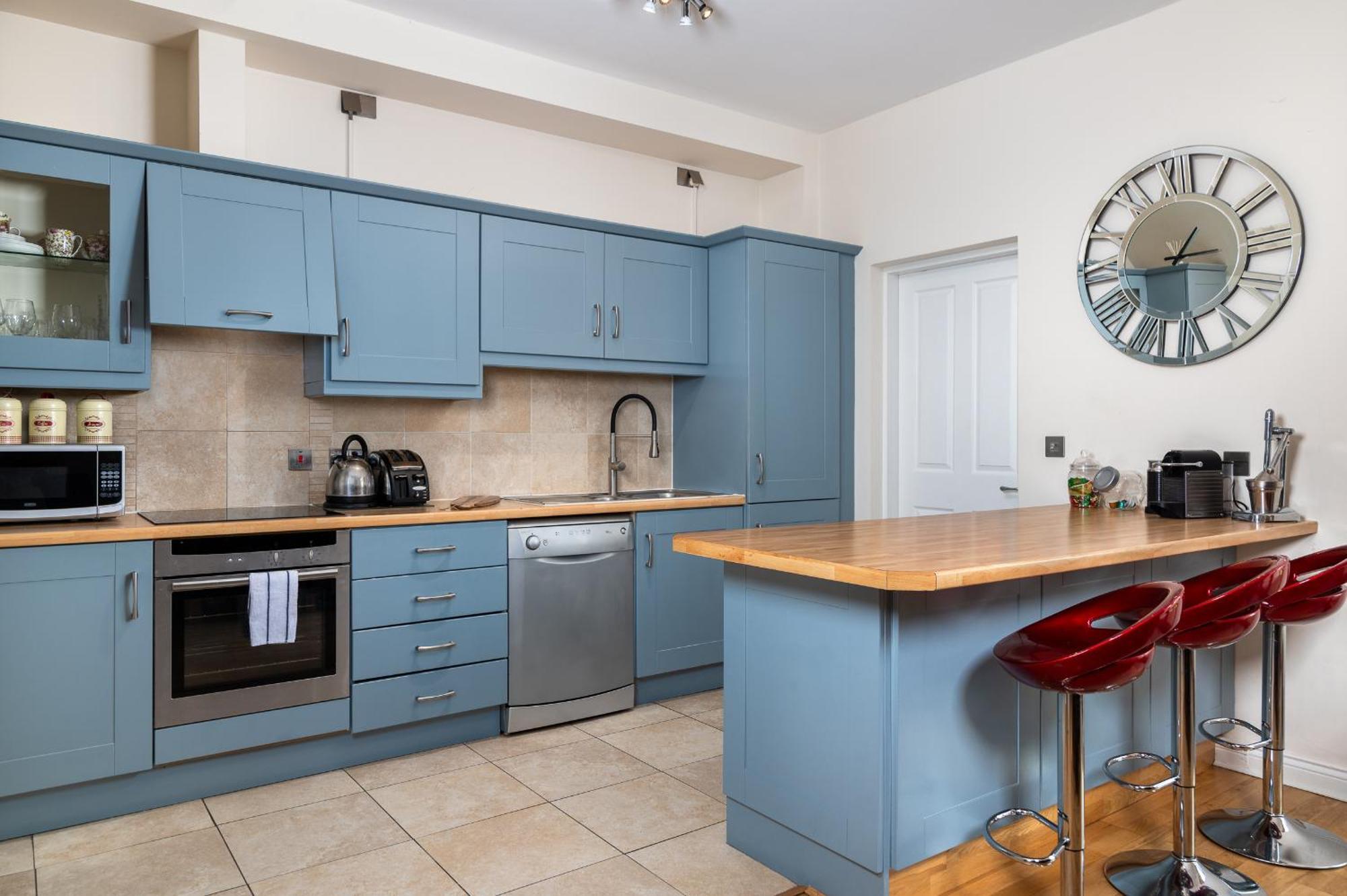 Shannonside - Stylish 5 Bed Marina Home & 40Ft Mooring Termonbarry Eksteriør billede