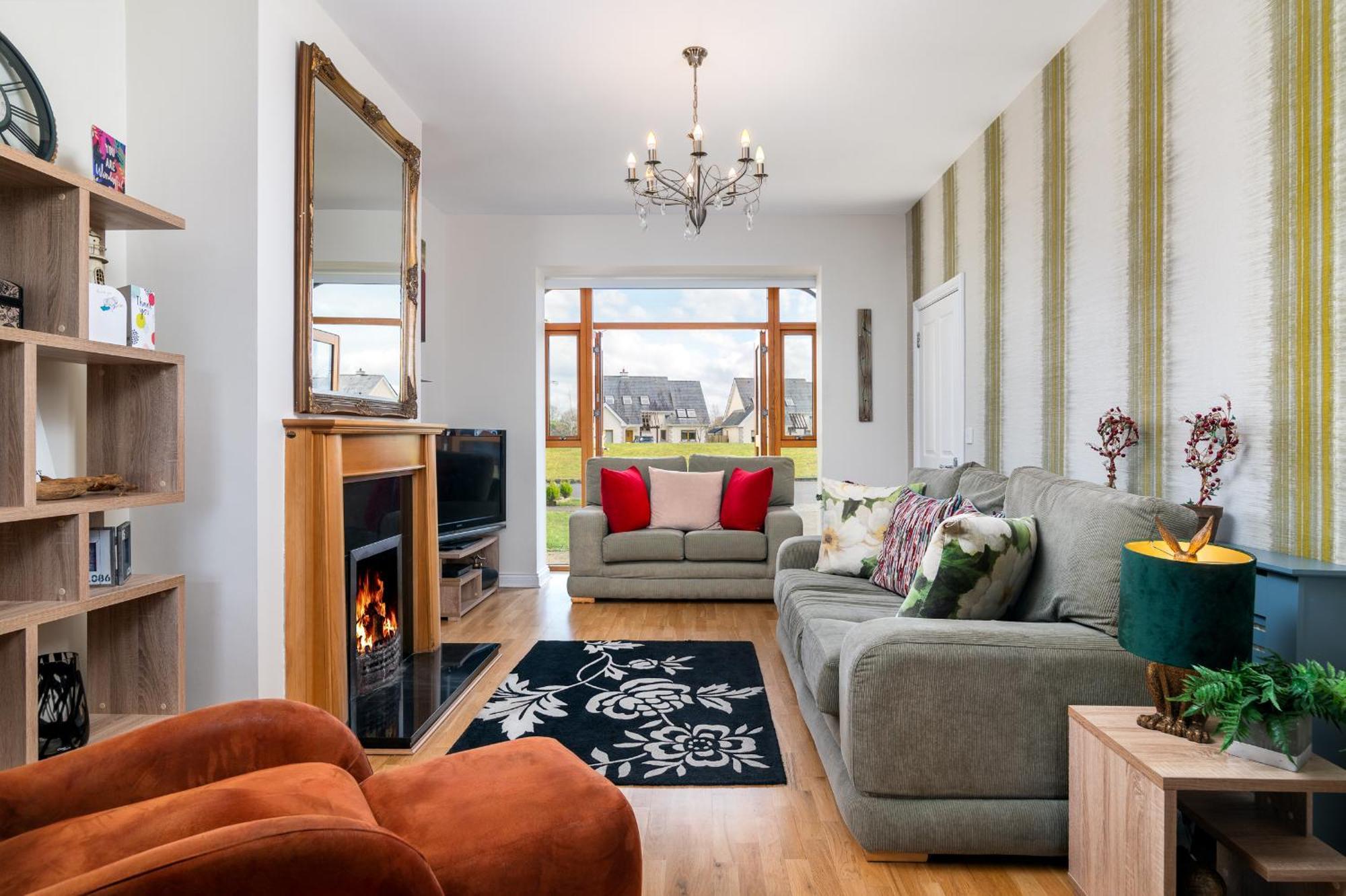 Shannonside - Stylish 5 Bed Marina Home & 40Ft Mooring Termonbarry Eksteriør billede