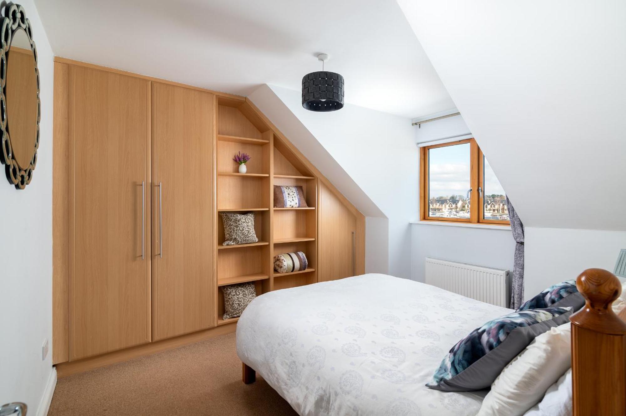 Shannonside - Stylish 5 Bed Marina Home & 40Ft Mooring Termonbarry Eksteriør billede